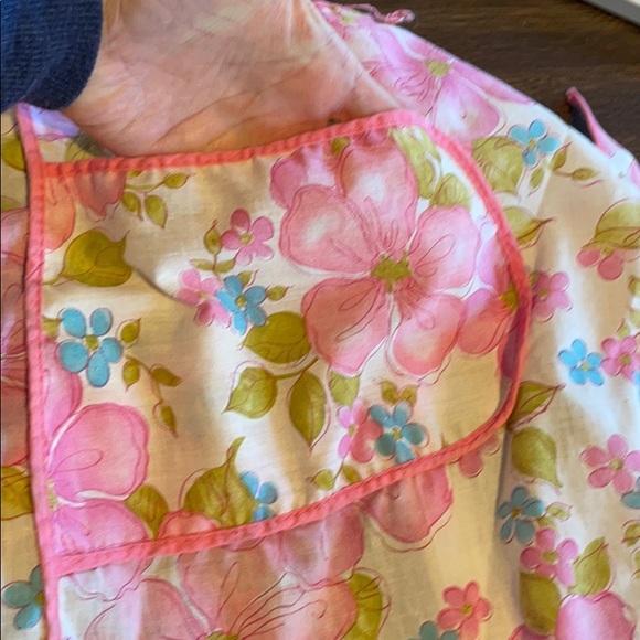Grandma’s Apron Pink Handmade Homemade Floral - Picture 6 of 16